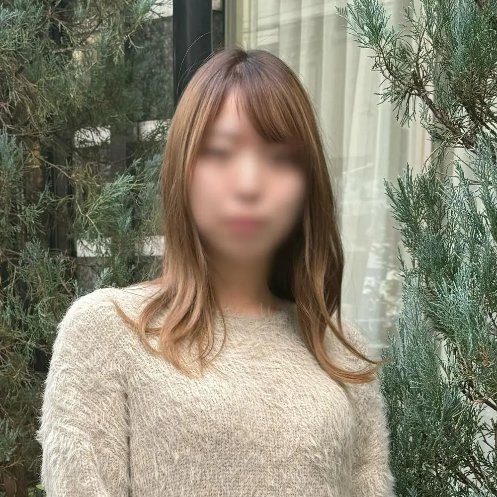 FC2-PPV-4588771 - A Beautiful Wife from Kansai! Not only does she have an angelic voice, but her soothing Kansai dialect is so cute./I secretly took off the condom and had a massive double creampie in a threesome with my w