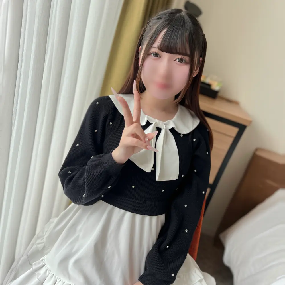 FC2-PPV-4871425 - Exclusive Release [1,290 points until April 20] [First Shoot] *A 19-year-old girl with a fair-skinned, model-like body. Her hypersensitive body reaches repeated climaxes from intense thrusting, causing he