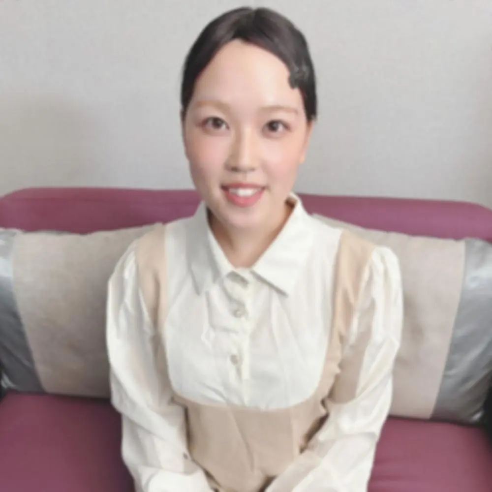 FC2-PPV-4616899 - [First Shoot] An 18-year-old with fair skin and beautiful, bowl-shaped breasts. Despite her innocent demeanor—she’s only been with one guy—her pussy is surprisingly tight. She reaches orgasm with both guy